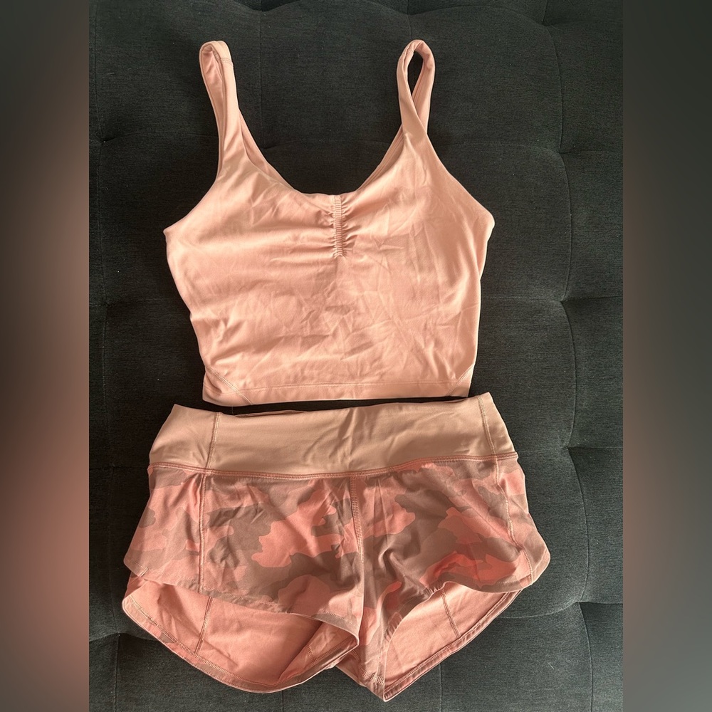 COPY - LULUlemon , sport set align top and shorts , size 4 , color pink peach